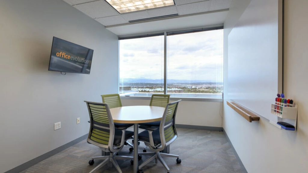 Office Evolution: 11001 W 120th Avenue, Suite 400, Broomfield, CO 80021, USA - Thumbnail 3