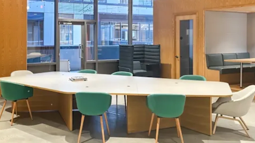 Spaces USA: 1201 Peachtree St NE 1st Floor, Atlanta, GA 30361, United States - Thumbnail 2