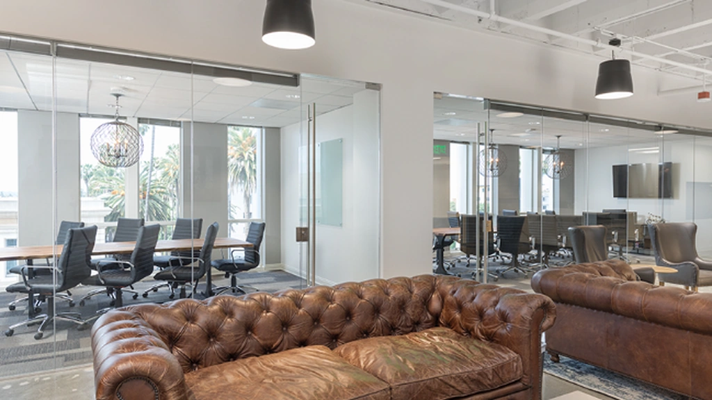 Premier Workspaces - BH3 - Beverly Hills: 9171 Wilshire Boulevard, Suite 500, Beverly Hills CA 90210 - Thumbnail 2