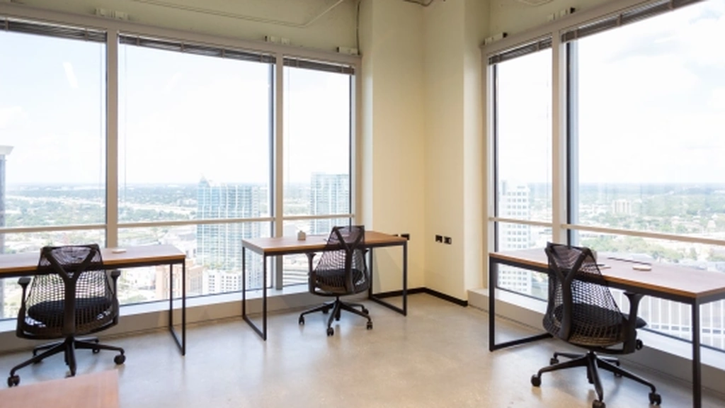 Industrious: 401 E Jackson Street, Suite 3300, Tampa, FL 33602, USA - Thumbnail 4