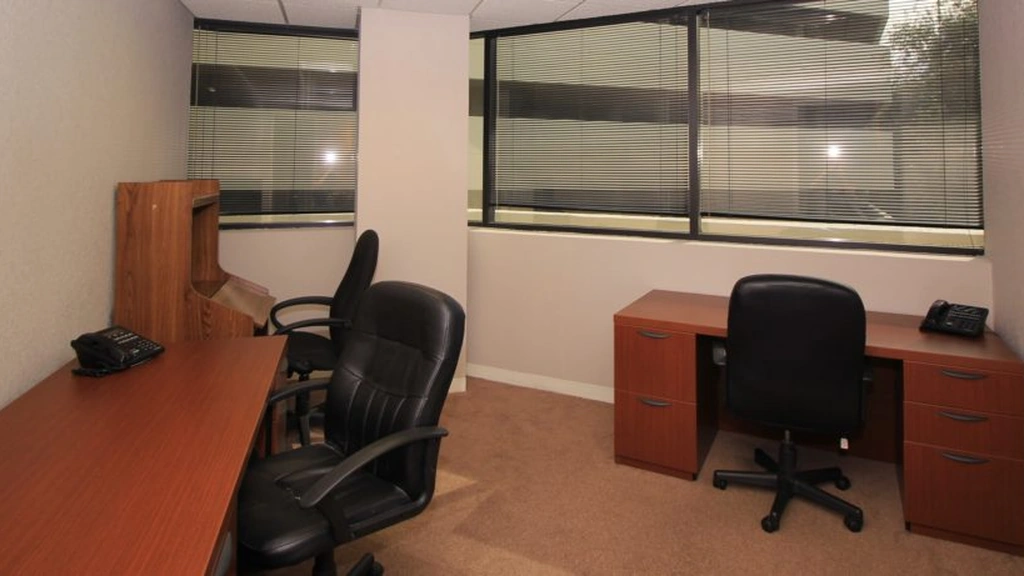 One Park Place Executive Suites: 621 Northwest 53rd Street, Suite 240, Boca Raton, Florida 33487, USA - Thumbnail 2