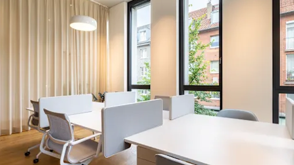 Regus - Preston Center:  5956 Sherry Lane, 20th Floor, Dallas, TX, 75225, USA - Thumbnail 4