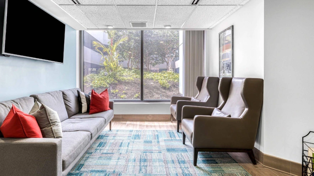 Regus: 500 Ala Moana Boulevard, Suite 7400, Honolulu, HI, 96813, USA - Thumbnail 2