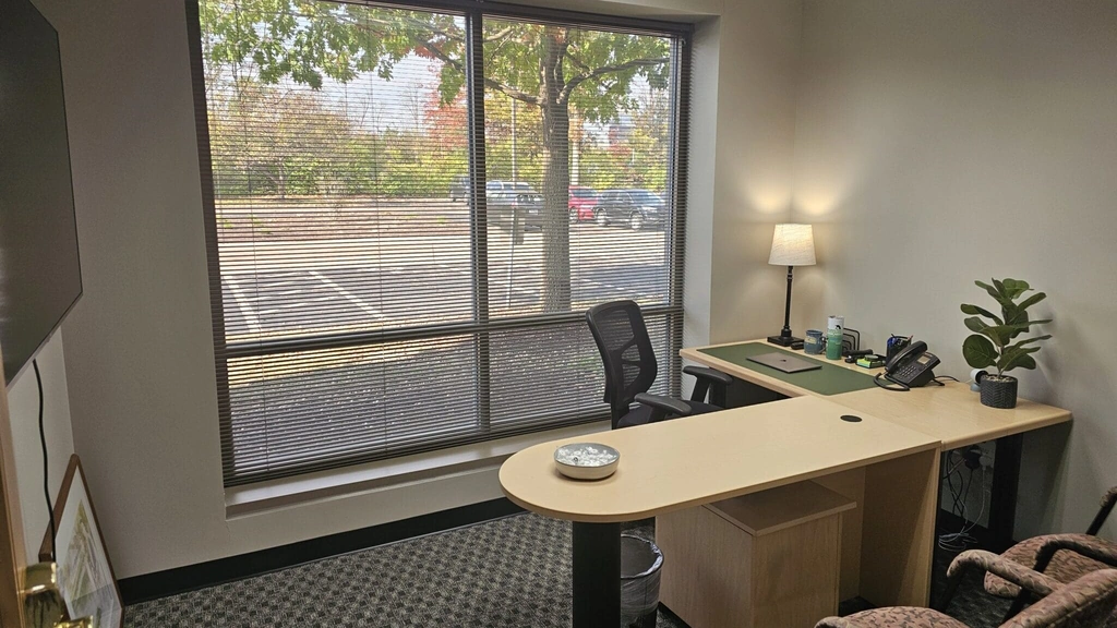 Intelligent Office: 9435 Waterstone Boulevard, Suite 140, Cincinnati, OH 45249, USA at Intelligent Office: 9435 Waterstone Boulevard, Suite 140, Cincinnati, OH 45249, USA in Cincinnati, Ohio — photo 1 of 4