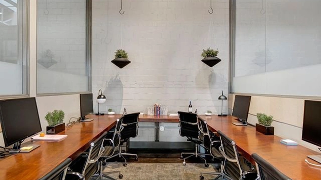 GeniusDen: 3106 Commerce Street, Dallas, TX, USA - Thumbnail 4