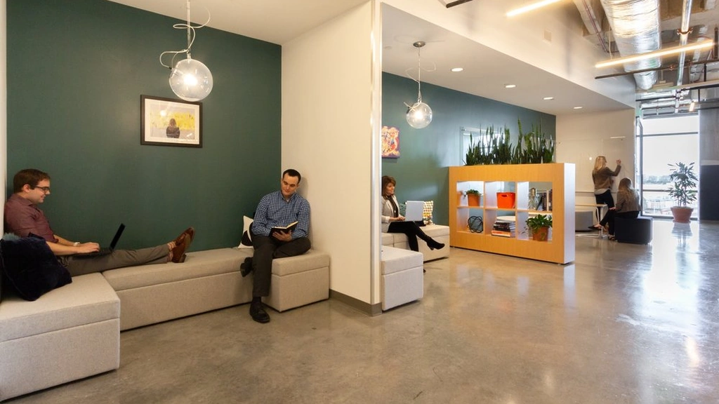 Spaces USA: 223 S West Street, Suite 900, Raleigh, NC, 27603, USA - Thumbnail 2