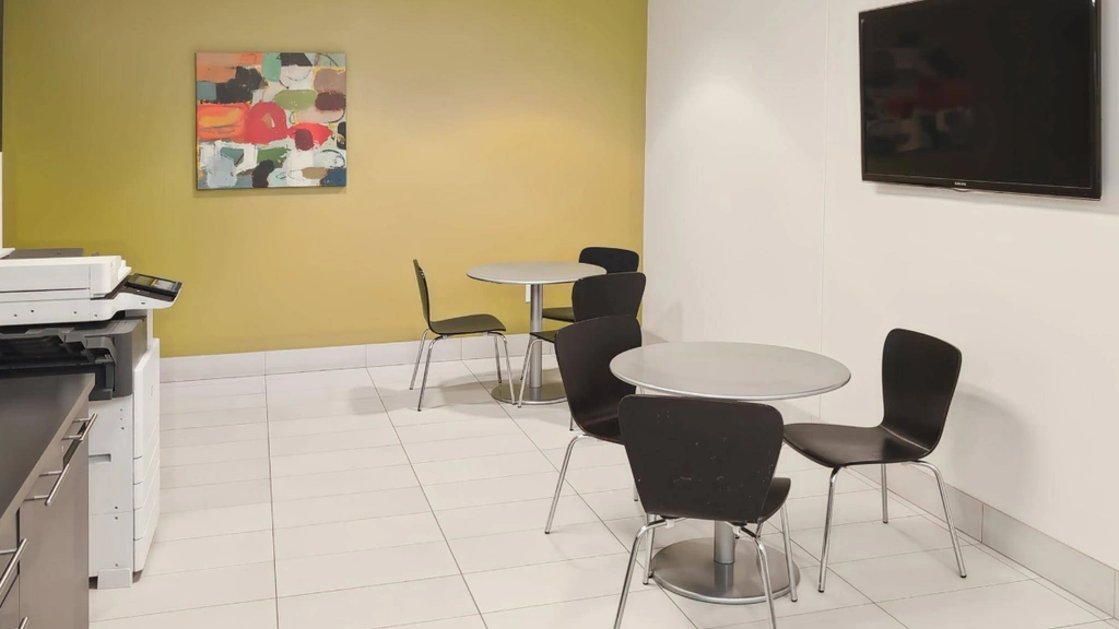 Regus: 12600 Hill Country Boulevard, Suite R-275, Bee Cave, TX, 78738, USA - Thumbnail 2