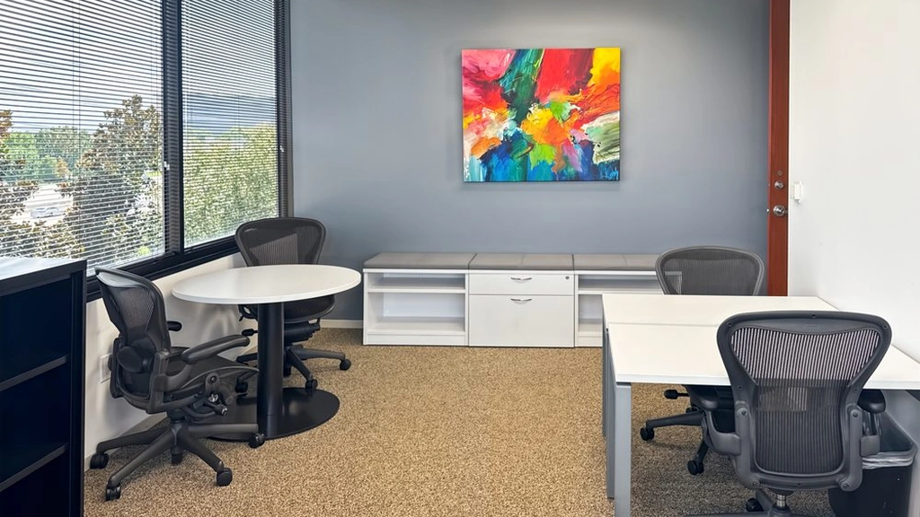 Regus: 14090 Southwest Freeway, Suite 300, Sugar Land, TX, 77478, USA - Thumbnail 3