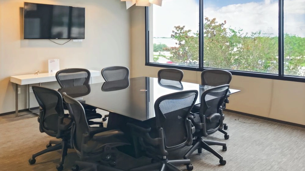 Regus: 14090 Southwest Freeway, Suite 300, Sugar Land, TX, 77478, USA - Thumbnail 4