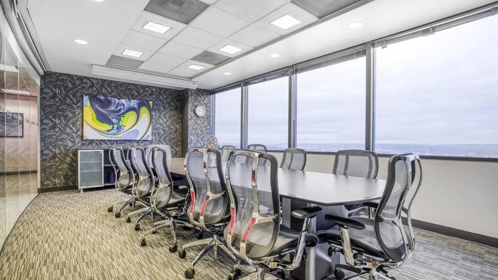 Regus - Columbia Tower: 701 Fifth Avenue, 42nd Floor, Seattle, WA, 98104, USA - Thumbnail 4