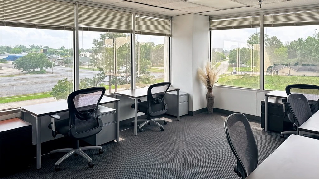 Regus: 2900 Westfork Drive, Suite 401, Baton Rouge, LA, 70827, USA - Thumbnail 2