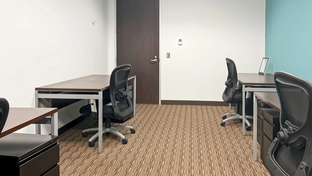 Regus: 11 North Water Street, 10th Floor, Mobile, AL, 36602, USA - Thumbnail 2