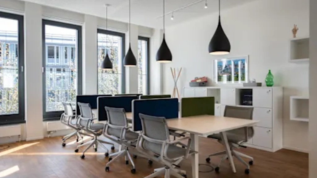 Regus: 177 Huntington Ave, Boston, MA 02115, United States - Thumbnail 3