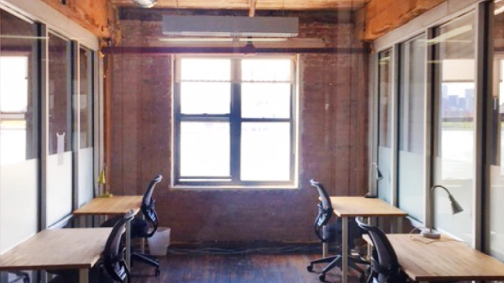 Green Desk: 67 West St, Brooklyn, NY 11222, United States - Thumbnail 2