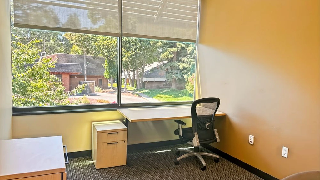 Regus: 333 University Avenue, Suite 200, Sacramento, CA, 95825, USA at Regus: 333 University Avenue, Suite 200, Sacramento, CA, 95825, USA in Sacramento, California — photo 1 of 4