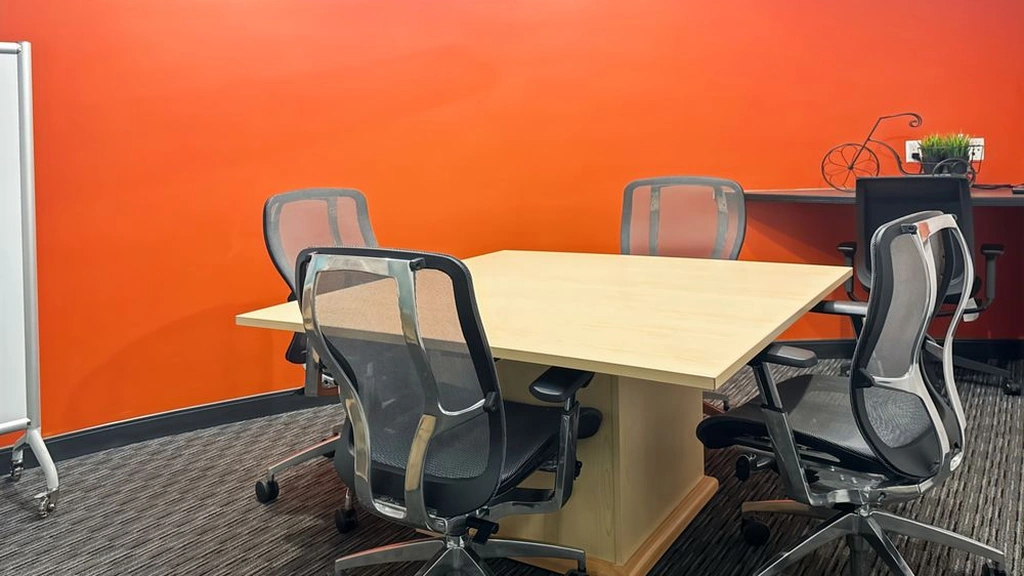 Regus: 333 University Avenue, Suite 200, Sacramento, CA, 95825, USA - Thumbnail 2