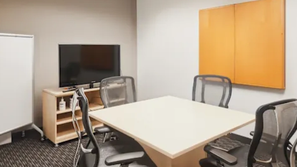 Regus: 7760 France Ave S 11th Floor, Bloomington, MN 55435, United States - Thumbnail 2