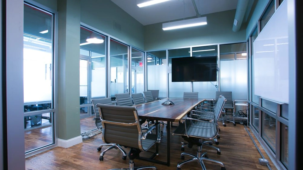 Green Desk: 147 Prince Street, Brooklyn, NY 11201 - Thumbnail 4