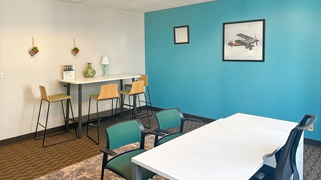 Regus: 1420 5th Avenue, Suite 2200, Seattle, WA 98101 at Regus: 1420 5th Avenue, Suite 2200, Seattle, WA 98101 in Seattle, Washington — photo 1 of 4