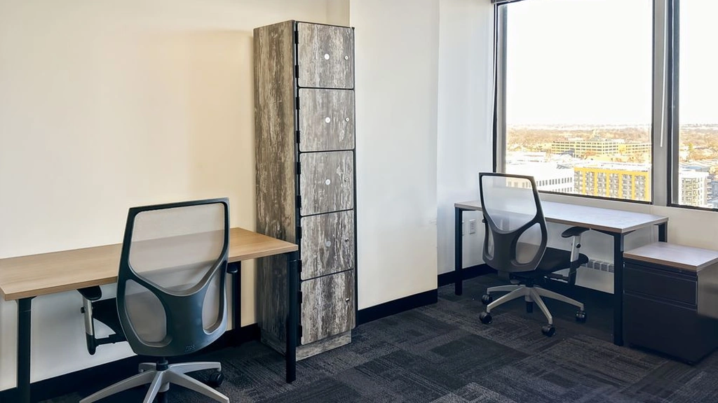 Regus: 7777 Bonhomme Avenue, Suite 1800, Clayton, MO 63105 - Thumbnail 2