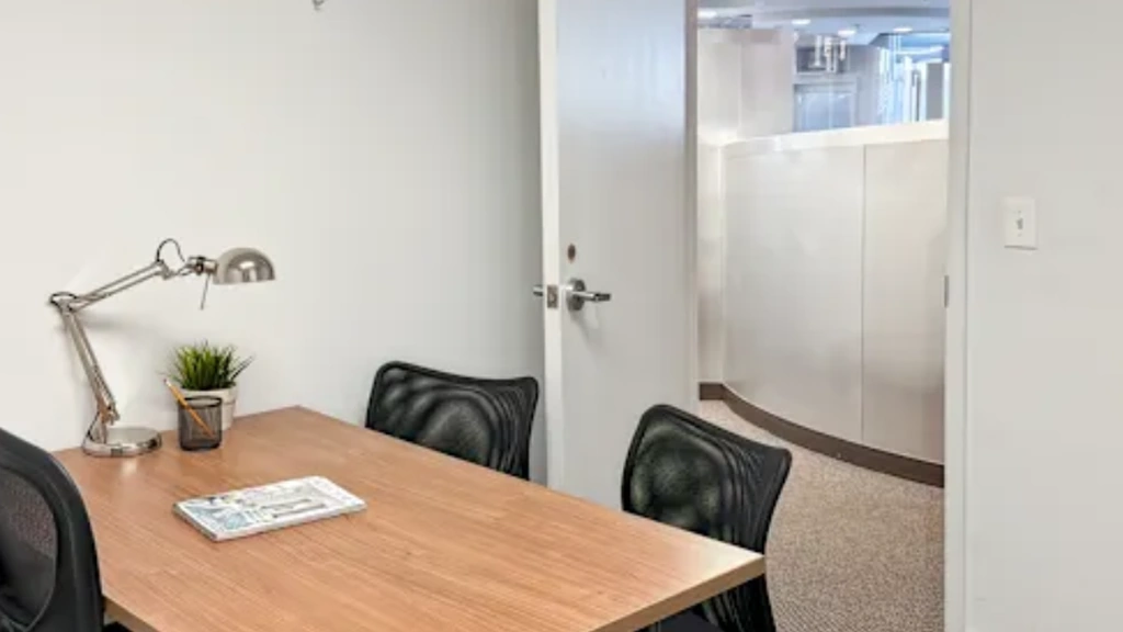 Regus: 1688 Meridian Ave Suite 600 and 700, Miami Beach, FL 33139, United States - Thumbnail 2