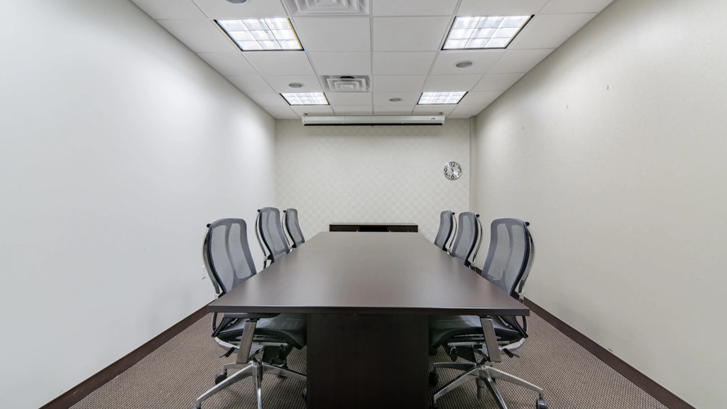 Regus: 800 E 101st Terrace, Suite 350, Kansas City, MO 64131 - Thumbnail 3