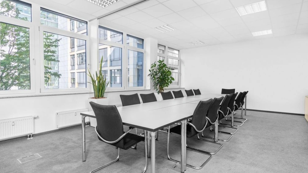 Regus: 8044 Montgomery Road, Suite 700, Kenwood, OH, 45236, USA - Thumbnail 4