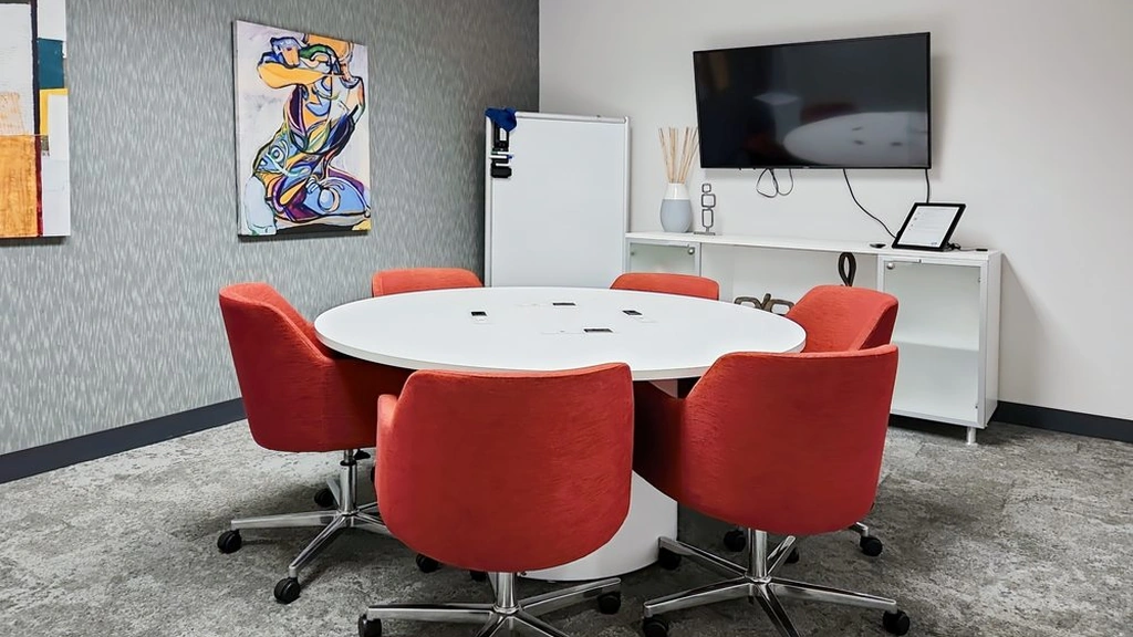 Regus: 4819 Emperor Boulevard Imperial Business Park, Suite 400, Durham, NC, 27703, USA - Thumbnail 3