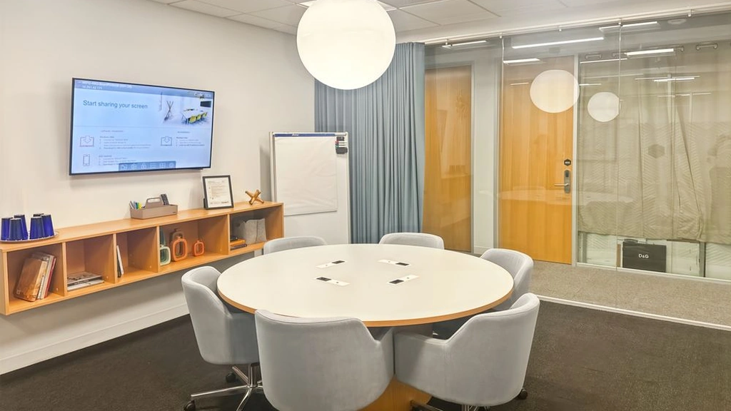 Regus: 101 North Tryon Street, Suite 600, Charlotte, NC, 28202, USA - Thumbnail 3