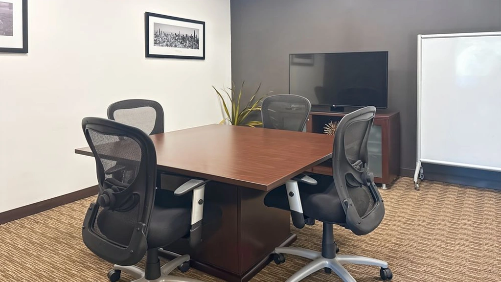 Regus - Portsmouth: 170 Commerce Way, Suite 200, Portsmouth, NH, 03801, USA - Thumbnail 3