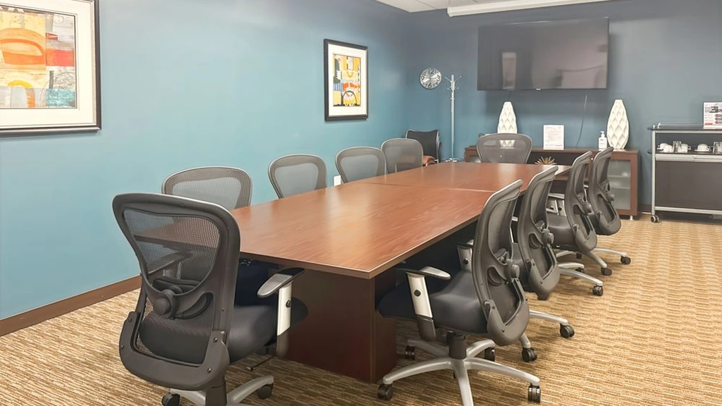 Regus - Portsmouth: 170 Commerce Way, Suite 200, Portsmouth, NH, 03801, USA - Thumbnail 4
