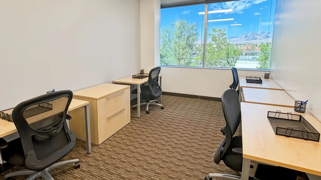 Regus: 7251 West Lake Mead Boulevard, Suite 300, Las Vegas, NV, 89128, USA - Thumbnail 2
