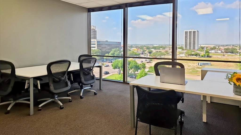 Regus: 1341 West Mockingbird Lane, Suite 600W, Dallas, TX, 75247, USA - Thumbnail 3