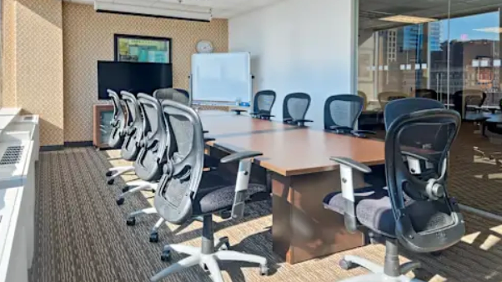 Regus: 325-41 Chestnut St Unit 800, Philadelphia, PA 19106, United States - Thumbnail 3
