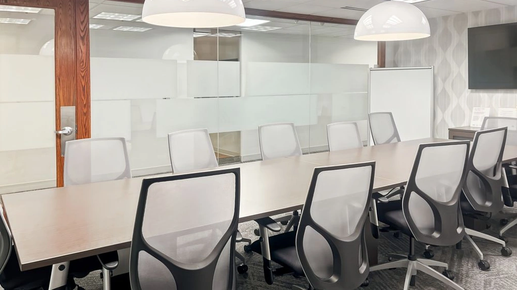 Regus: 39555 Orchard Hill Place, Suite 600, Novi, 48375 - Thumbnail 4