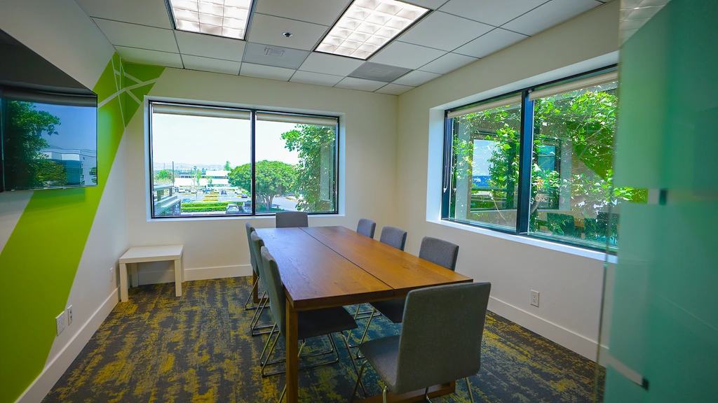 SuitesPro: 5101 E La Palma Ave, Anaheim, CA 92807 - Thumbnail 3