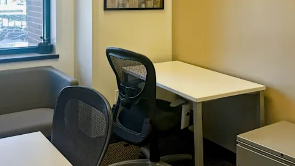 Regus: 15 N Main St #100, West Hartford, CT 06107, United States - Thumbnail 3