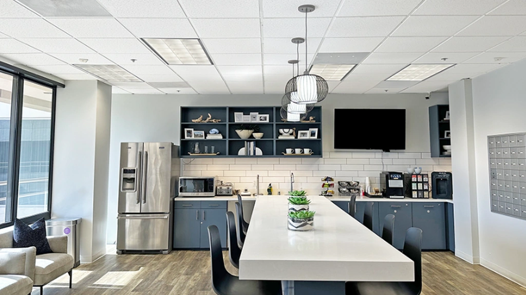 Premier Workspaces: 15615 Alton Pkwy #450, Irvine, CA 92618, United States - Thumbnail 3