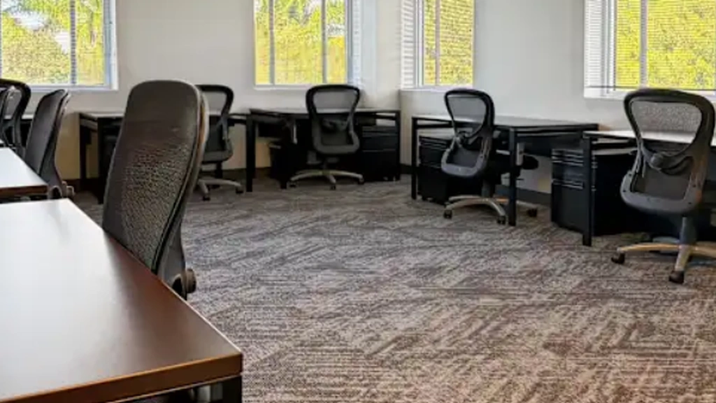 Regus: 2054 Vista Parkway Emerald View, # 400, West Palm Beach, FL 33411, United States - Thumbnail 3