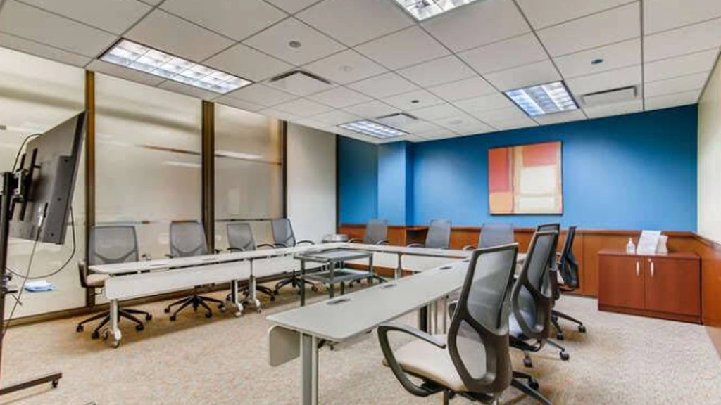 Office Evolution: 8745 West Higgins Road, Suite 110, Chicago, IL 60631 - Thumbnail 3