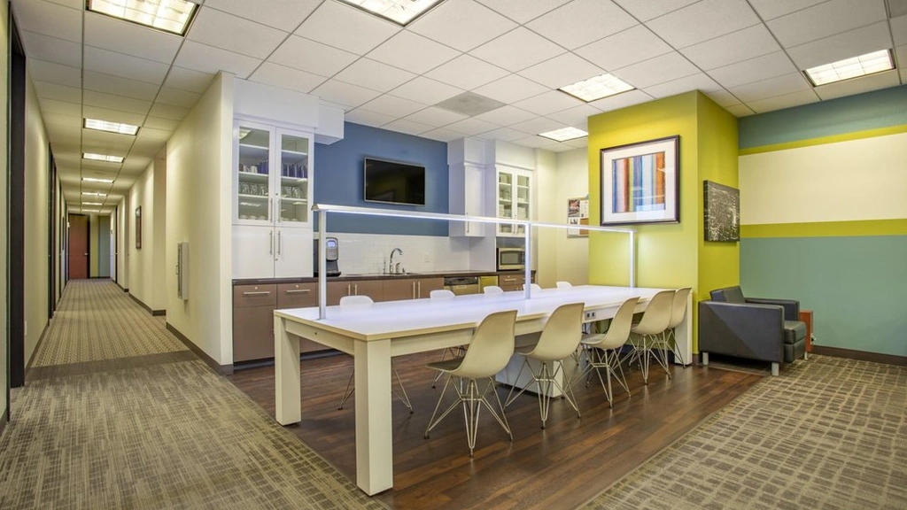 Regus: 400 S 4th St. Suite 500 Las Vegas, NV 89101 - Thumbnail 4