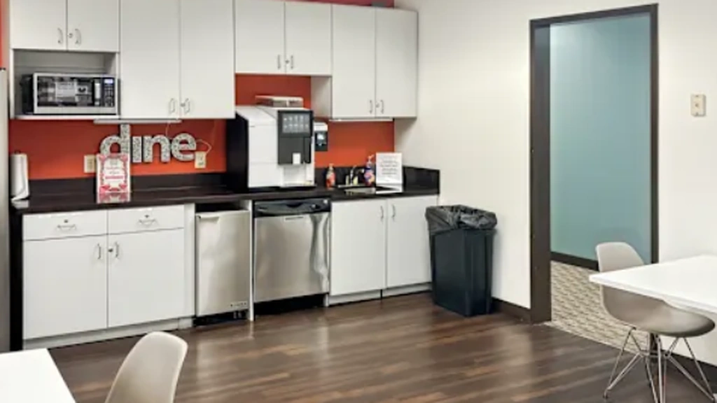 Regus: 2727 Paces Ferry Rd SE Suite 750, Atlanta, GA 30339, United States - Thumbnail 2