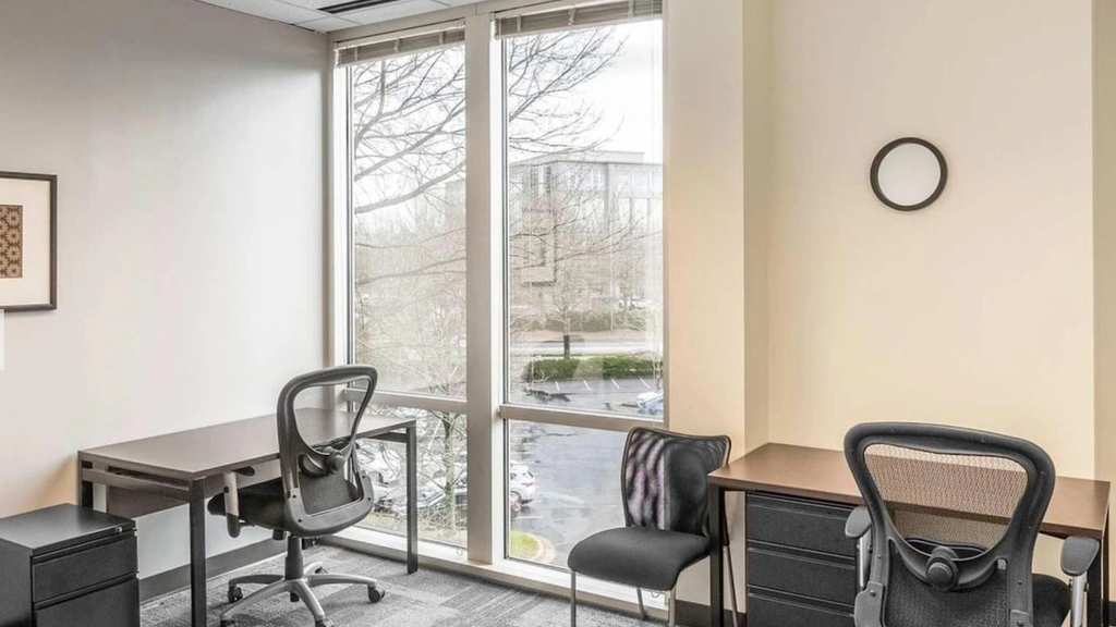 Regus: Satellite Place, 3235 Satellite Blvd NW building 400, suite 300, Duluth, GA 30096, United States - Thumbnail 2