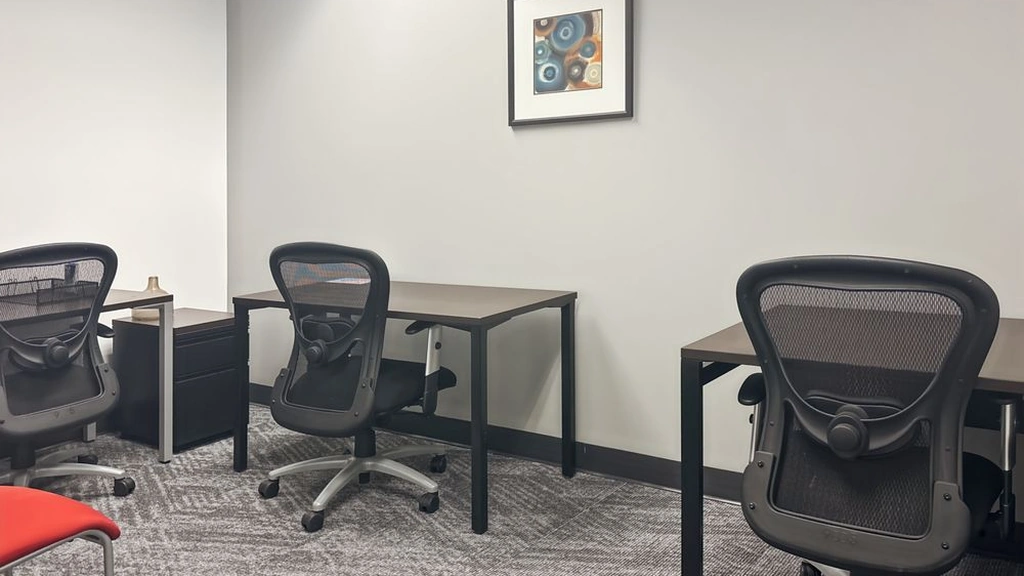 Regus - Newtown Square: 18 Campus Boulevard, Suite 100, Newtown Square, PA, 19073, USA - Thumbnail 3