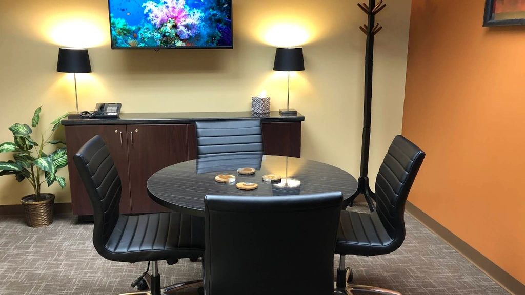 PS Executive Centers - Metro Center V: 655 Metro Place South, Suite 600 Dublin, OH 43017 - Thumbnail 2