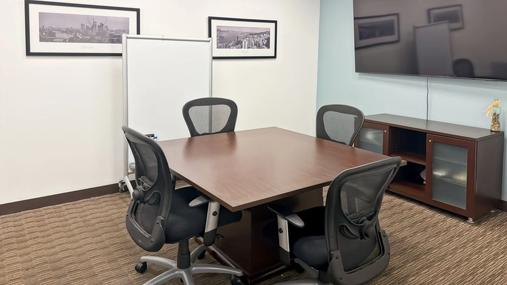 Regus - The Gramercy: 9205 West Russell Rd, Bldg. 3, Las Vegas, NV 89148 - Thumbnail 3