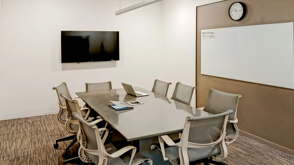Regus: 3102 West End Ave, Suite 400 Nashville, TN 37203 - Thumbnail 4