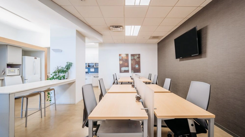 Regus: 1910 Towne Centre Boulevard Parole, Suite 250, Annapolis, MD, 21401, USA - Thumbnail 4