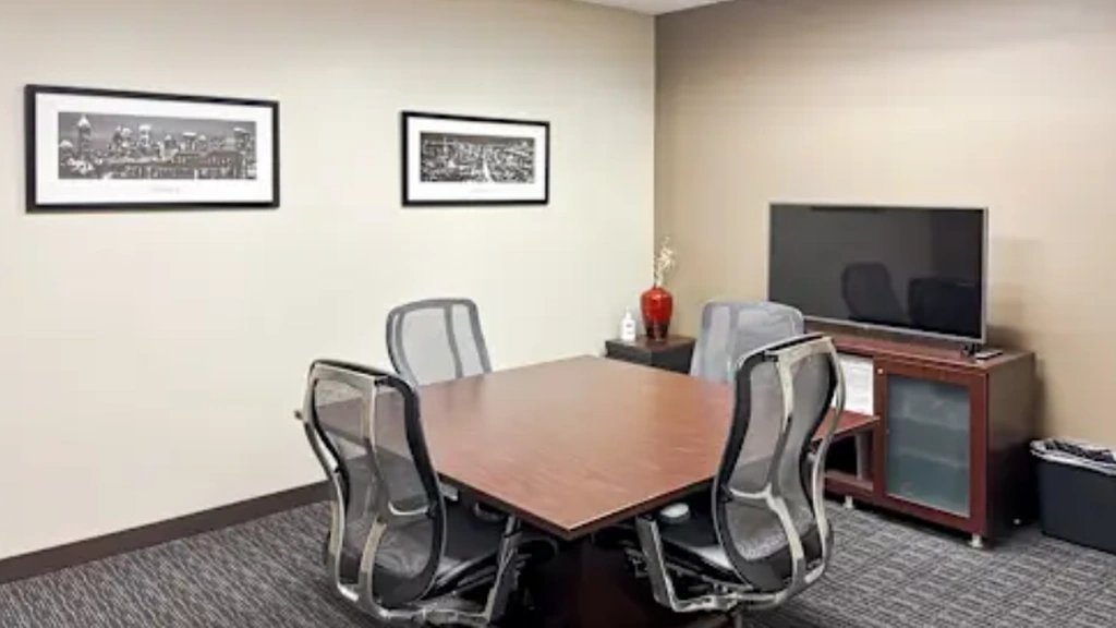 Regus: One American Place, 301 Main St Downtown, Suite 2200, Baton Rouge, LA 70825, United States - Thumbnail 3
