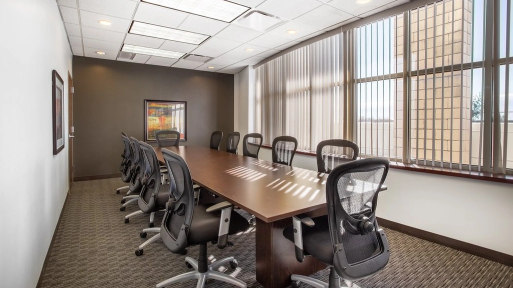 Regus - Business Exchange Building: 200 Northeast Missouri Road Business Exchange Building, Suite 200, Lee's Summit, MO, 64086, USA - Thumbnail 4